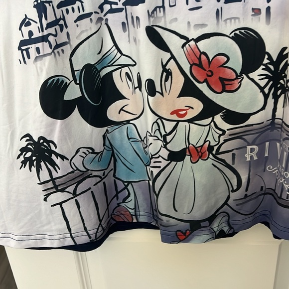 Disney Women’s Tshirt Mickey/Minnie Riviera NWOT - Picture 2 of 4